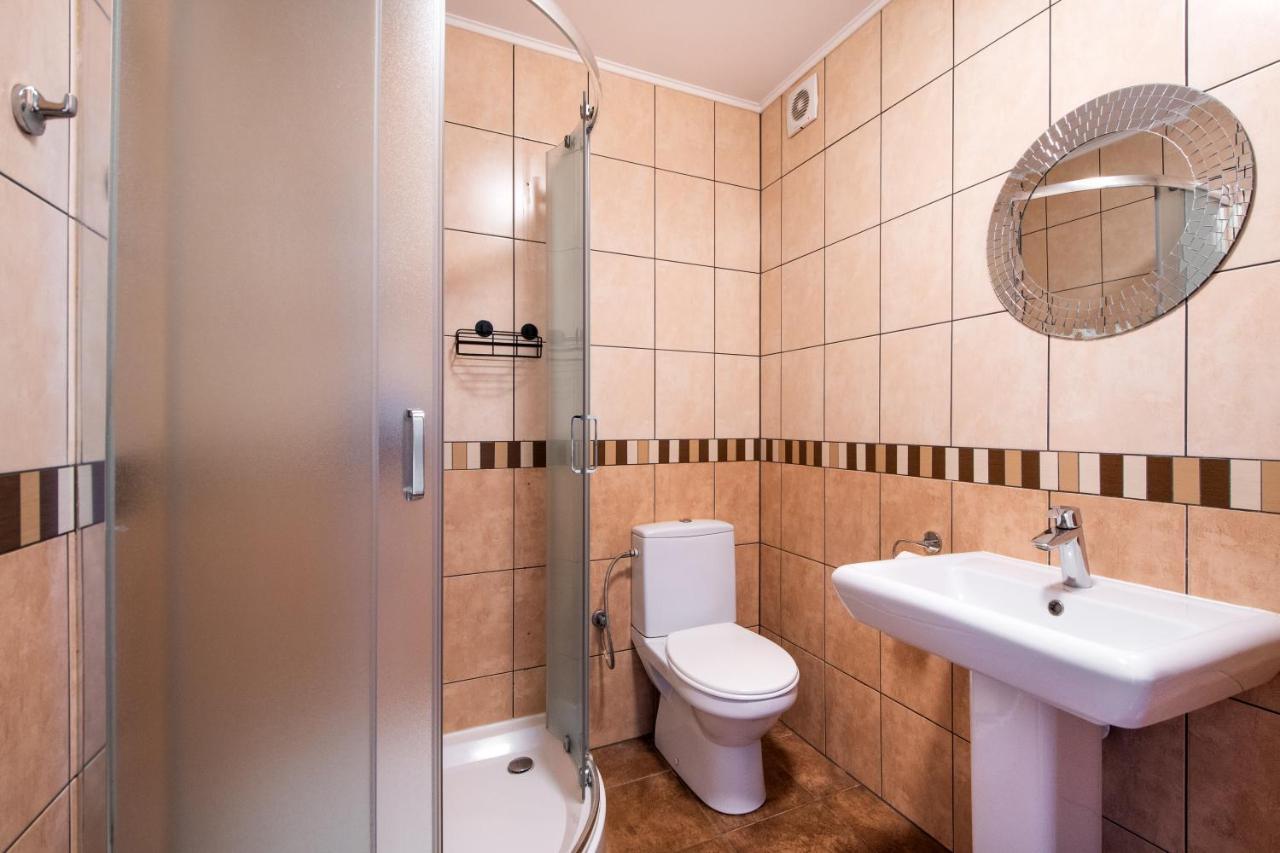 Double Room Private Bathroom